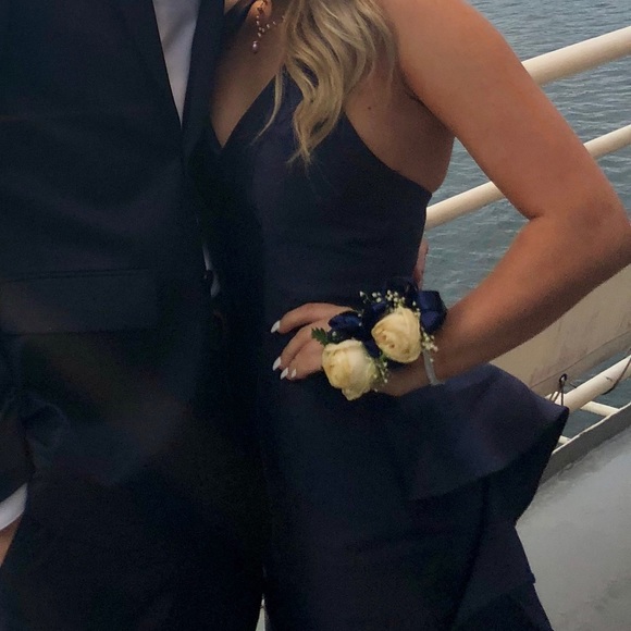 NAVY PROM DRESS - Picture 2 of 4